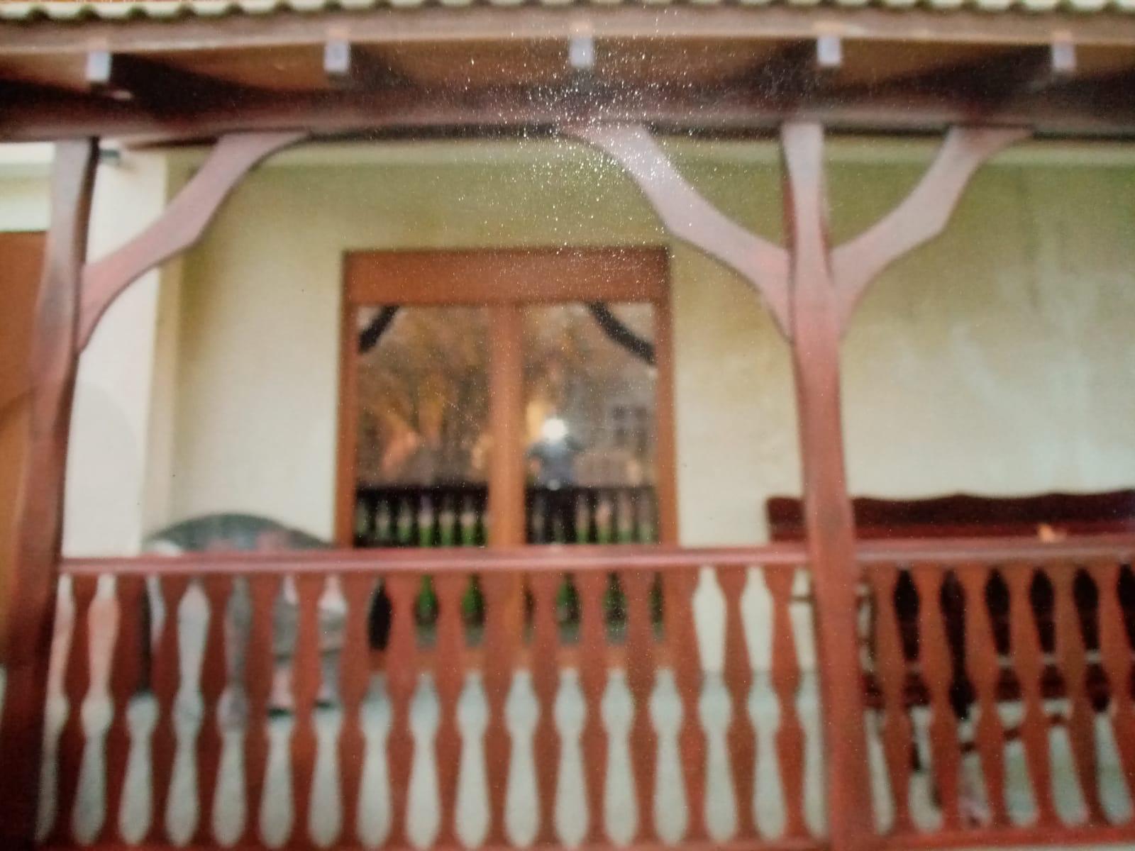 Ganek z balustradą tralkową